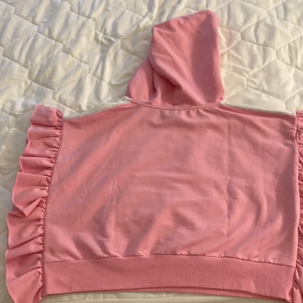 MonnaLisa 1968 Cotton Ruffled Cropped Hoodie in Pink. Size 12.